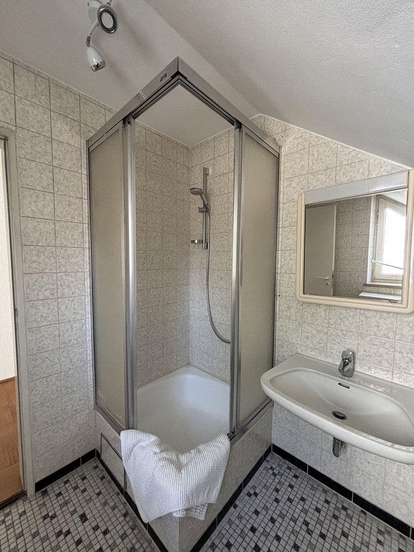 Prodej domu 448 m², pozemek 1.825 m², Neuburg am Inn, Bavorsko Prodej domu 448 m², pozemek 1.825 m², Neuburg am Inn, Bavorsko