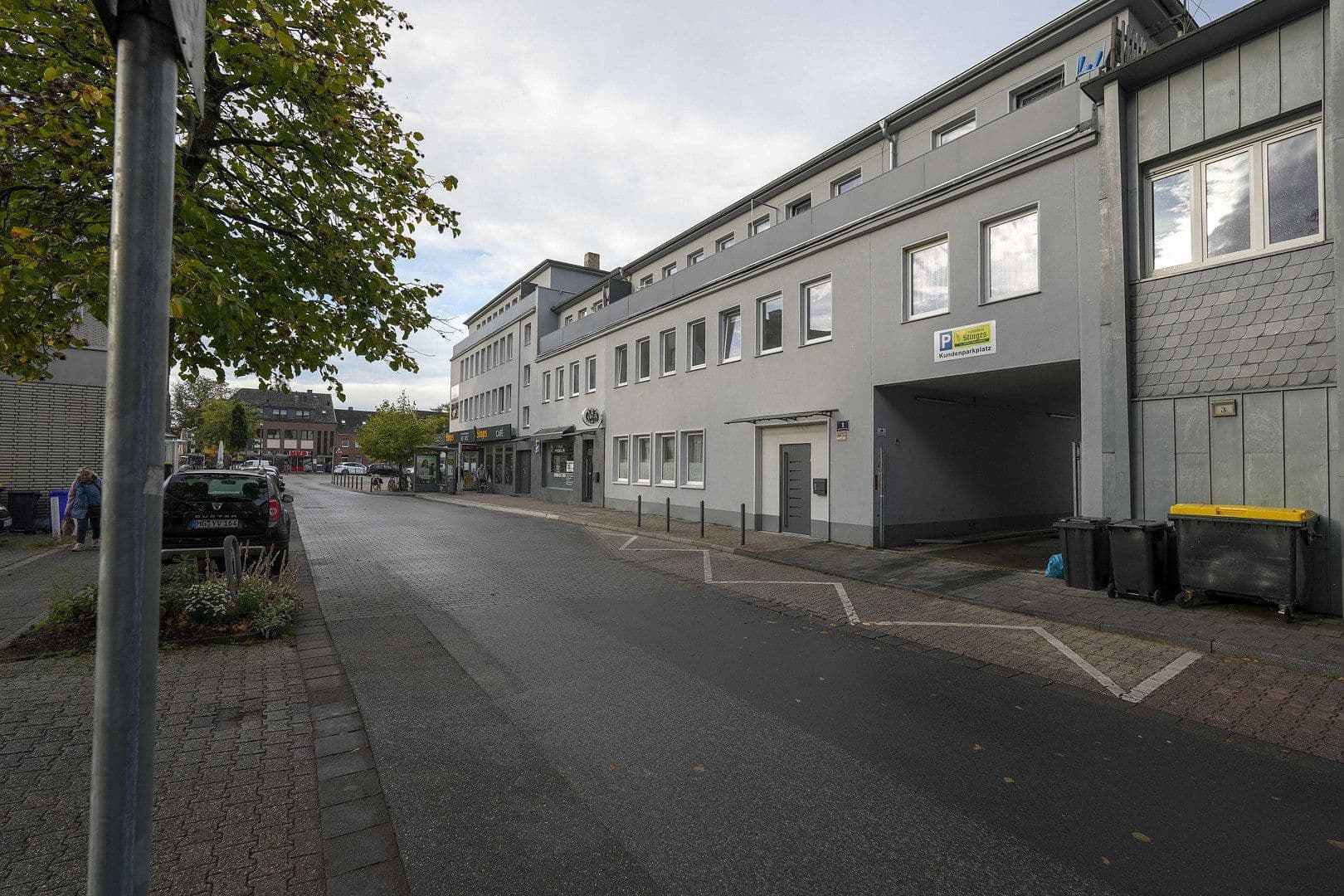 Prodej domu 1.780 m², pozemek 1.162 m², Konstantinplatz.5, Nordrhein-Westfalen - Mönchengladbach, Severní Porýní-Vestfálsko Prodej domu 1.780 m², pozemek 1.162 m², Konstantinplatz.5, Nordrhein-Westfalen - Mönchengladbach, Severní Porýní-Vestfálsko