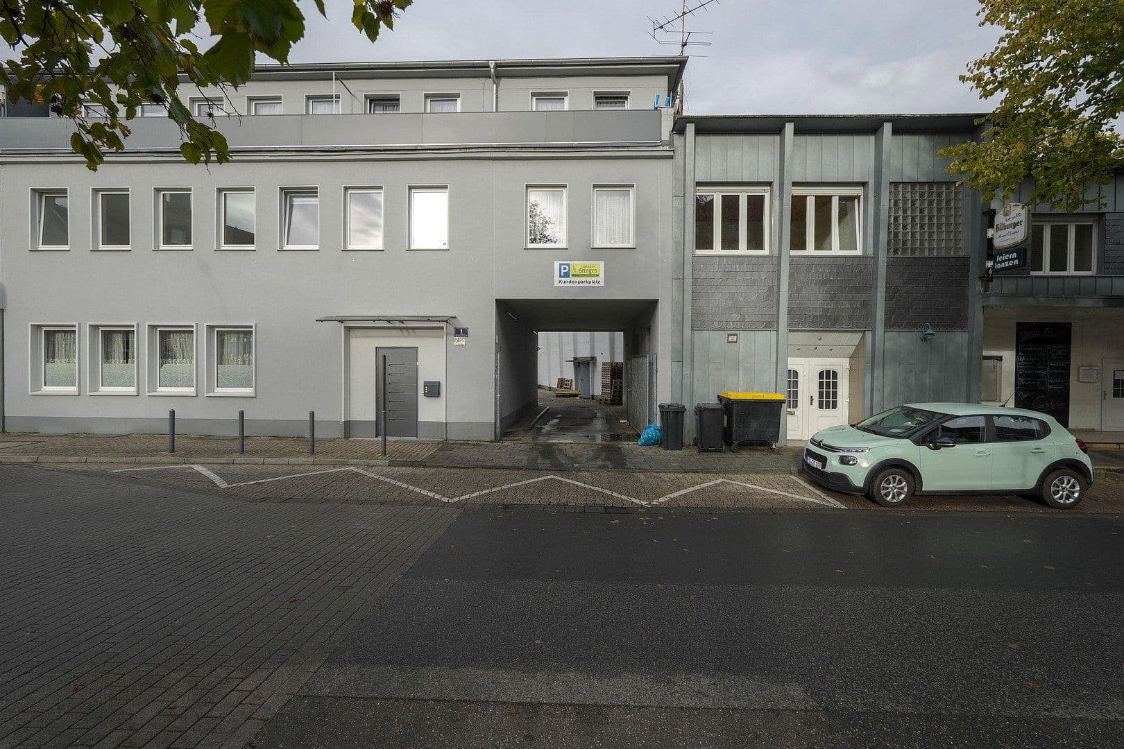 Prodej domu 1.780 m², pozemek 1.162 m², Konstantinplatz.5, Nordrhein-Westfalen - Mönchengladbach, Severní Porýní-Vestfálsko Prodej domu 1.780 m², pozemek 1.162 m², Konstantinplatz.5, Nordrhein-Westfalen - Mönchengladbach, Severní Porýní-Vestfálsko