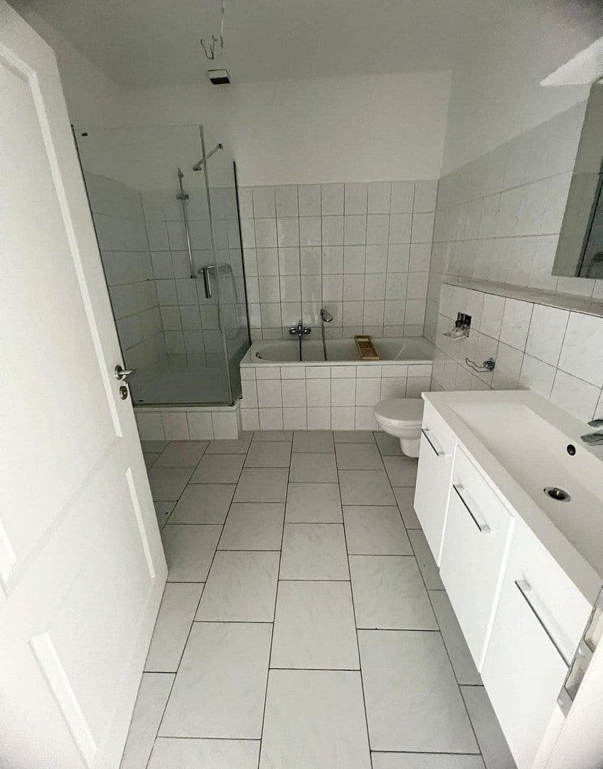 Prodej domu 1.780 m², pozemek 1.162 m², Konstantinplatz.5, Nordrhein-Westfalen - Mönchengladbach, Severní Porýní-Vestfálsko Prodej domu 1.780 m², pozemek 1.162 m², Konstantinplatz.5, Nordrhein-Westfalen - Mönchengladbach, Severní Porýní-Vestfálsko