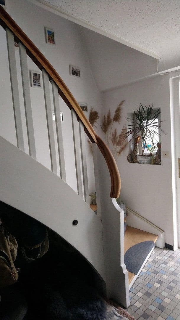 Prodej domu 130 m², pozemek 318 m², Remchingen, Bádensko-Württembersko Prodej domu 130 m², pozemek 318 m², Remchingen, Bádensko-Württembersko