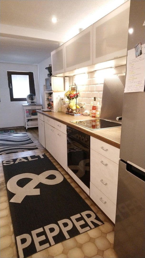 Prodej domu 130 m², pozemek 318 m², Remchingen, Bádensko-Württembersko Prodej domu 130 m², pozemek 318 m², Remchingen, Bádensko-Württembersko