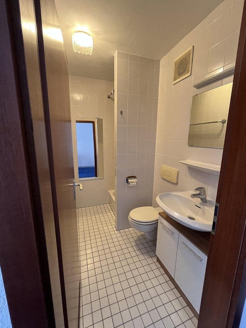 Pronájem bytu 1+1 24 m², Godramsteiner Straße 1, Landau, Porýní-Falc Pronájem bytu 1+1 24 m², Godramsteiner Straße 1, Landau, Porýní-Falc