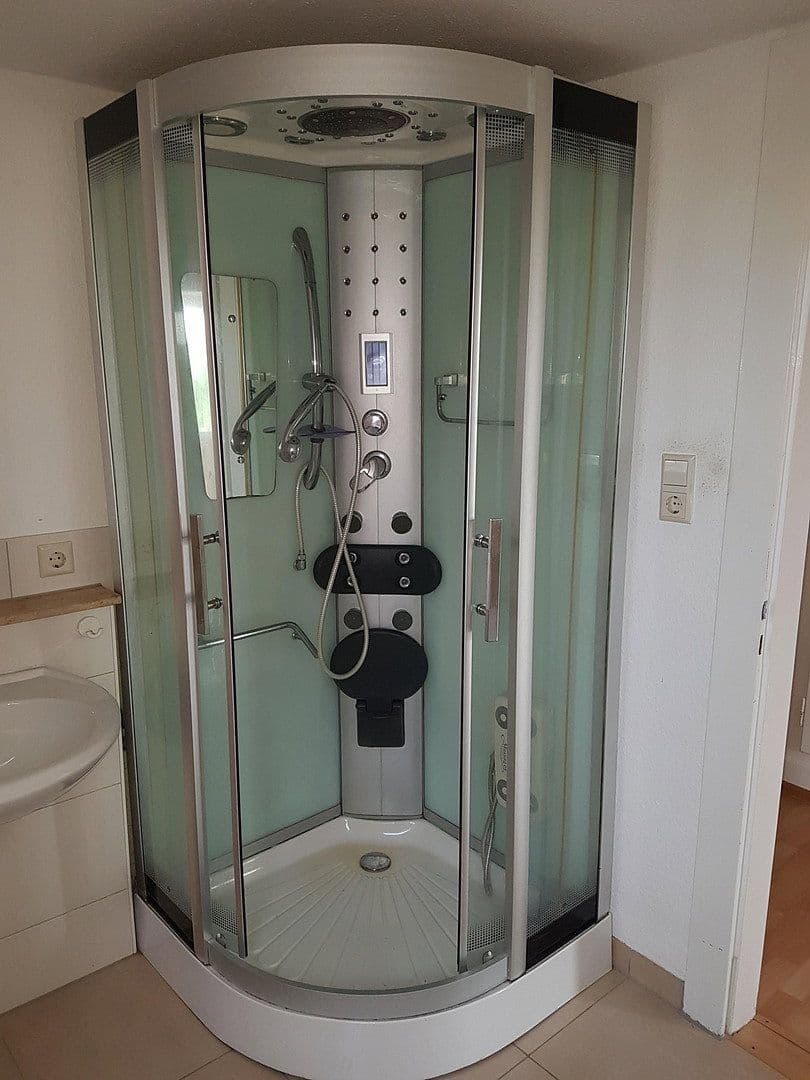 Pronájem bytu 4+kk 115 m², Stuttgarter Str.2, Schömberg, Bádensko-Württembersko Pronájem bytu 4+kk 115 m², Stuttgarter Str.2, Schömberg, Bádensko-Württembersko