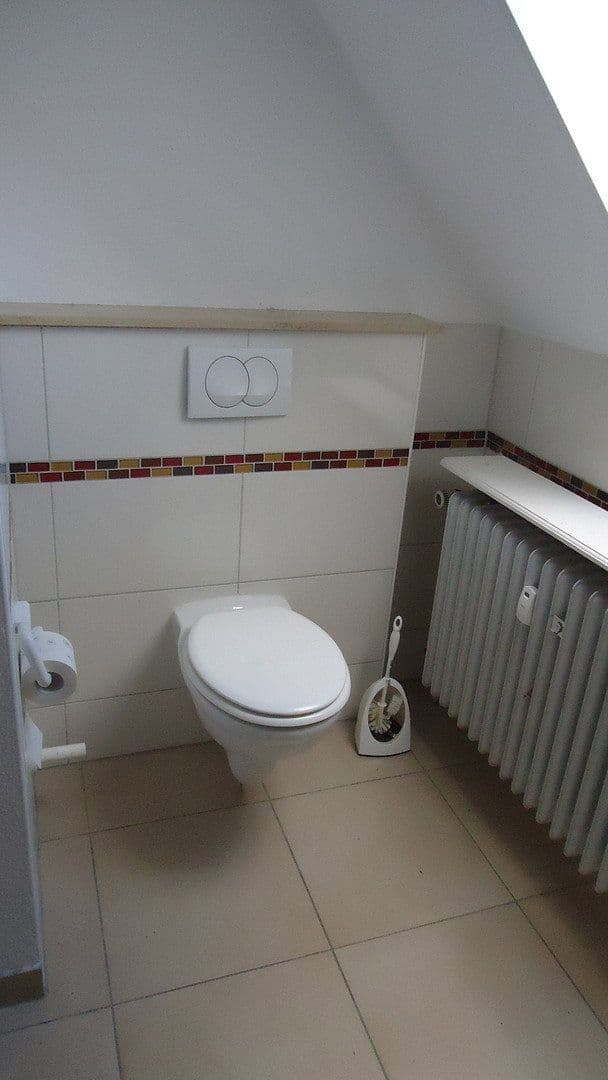 Pronájem bytu 4+kk 115 m², Stuttgarter Str.2, Schömberg, Bádensko-Württembersko Pronájem bytu 4+kk 115 m², Stuttgarter Str.2, Schömberg, Bádensko-Württembersko