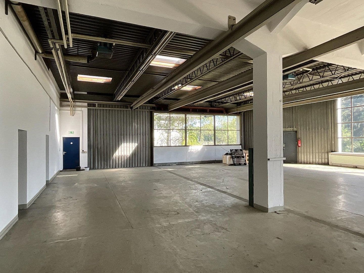 Pronájem nebytového prostoru 1.450 m², Geretsried, Bavorsko Pronájem nebytového prostoru 1.450 m², Geretsried, Bavorsko