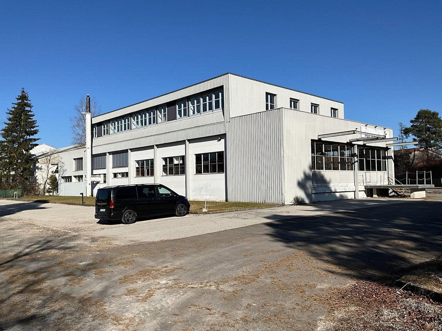 Pronájem nebytového prostoru 1.450 m², Geretsried, Bavorsko Pronájem nebytového prostoru 1.450 m², Geretsried, Bavorsko