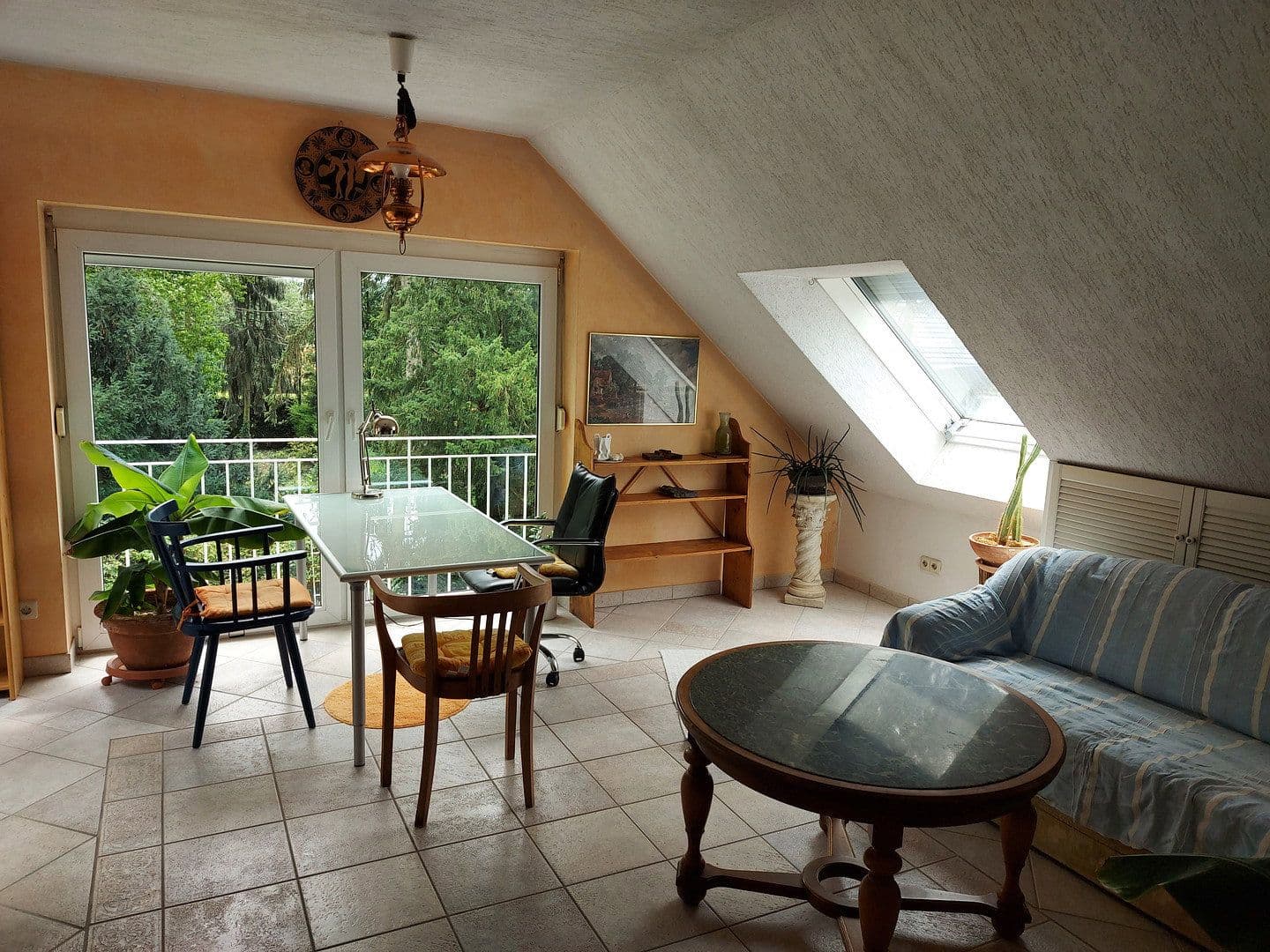 Pronájem bytu 2+1 65 m², Schwalbach am Taunus, Hessen Pronájem bytu 2+1 65 m², Schwalbach am Taunus, Hessen