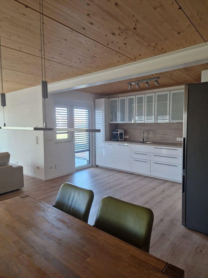 Pronájem bytu 3+1 118 m², Hambrücken, Bádensko-Württembersko Pronájem bytu 3+1 118 m², Hambrücken, Bádensko-Württembersko