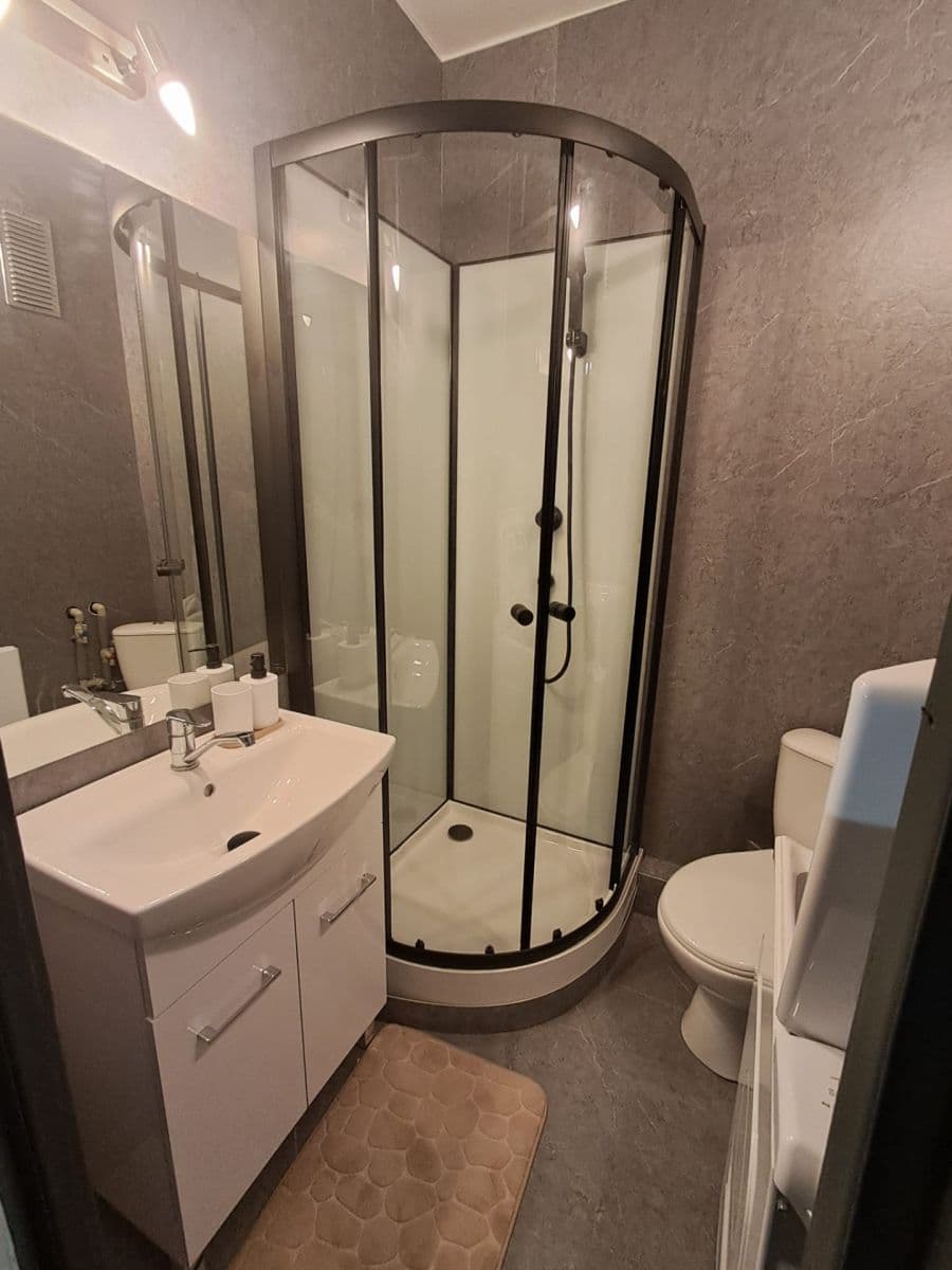 Pronájem bytu 3+kk 68 m², Medveďovej, Petržalka, Bratislavský kraj Pronájem bytu 3+kk 68 m², Medveďovej, Petržalka, Bratislavský kraj