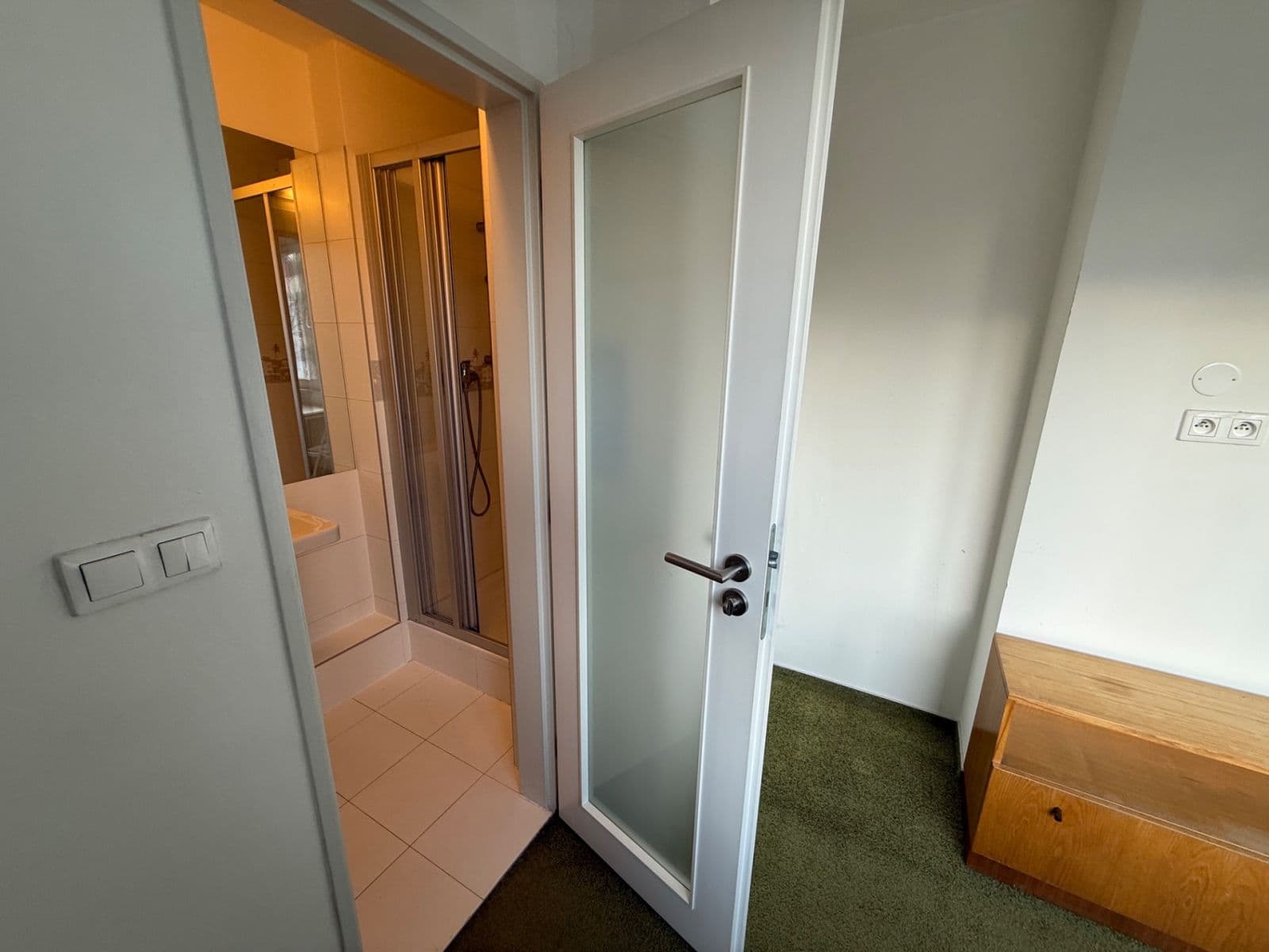 Pronájem bytu 1+kk 16 m², Molákova, Praha, Praha Pronájem bytu 1+kk 16 m², Molákova, Praha, Praha