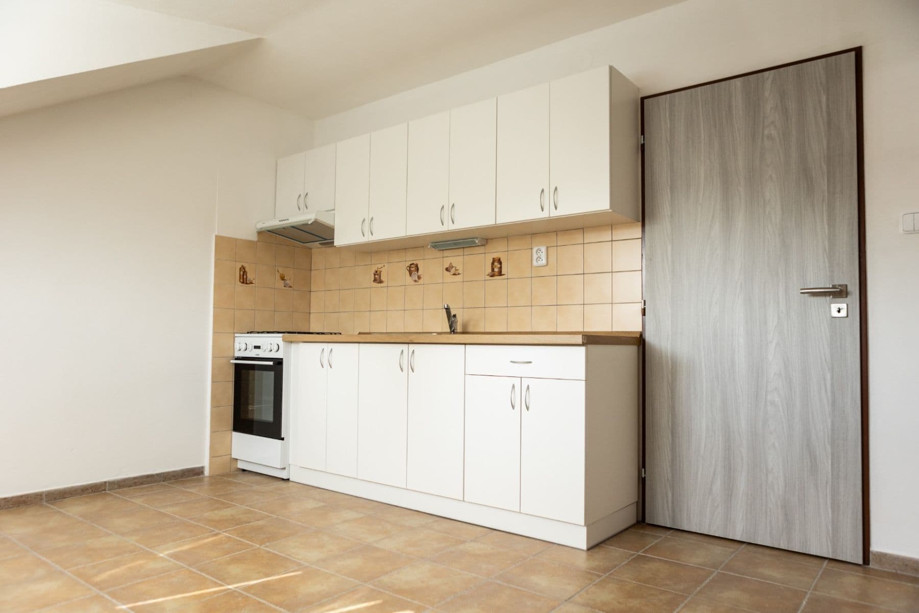 Pronájem bytu 1+1 43 m², Jedlová, Pardubický kraj Pronájem bytu 1+1 43 m², Jedlová, Pardubický kraj