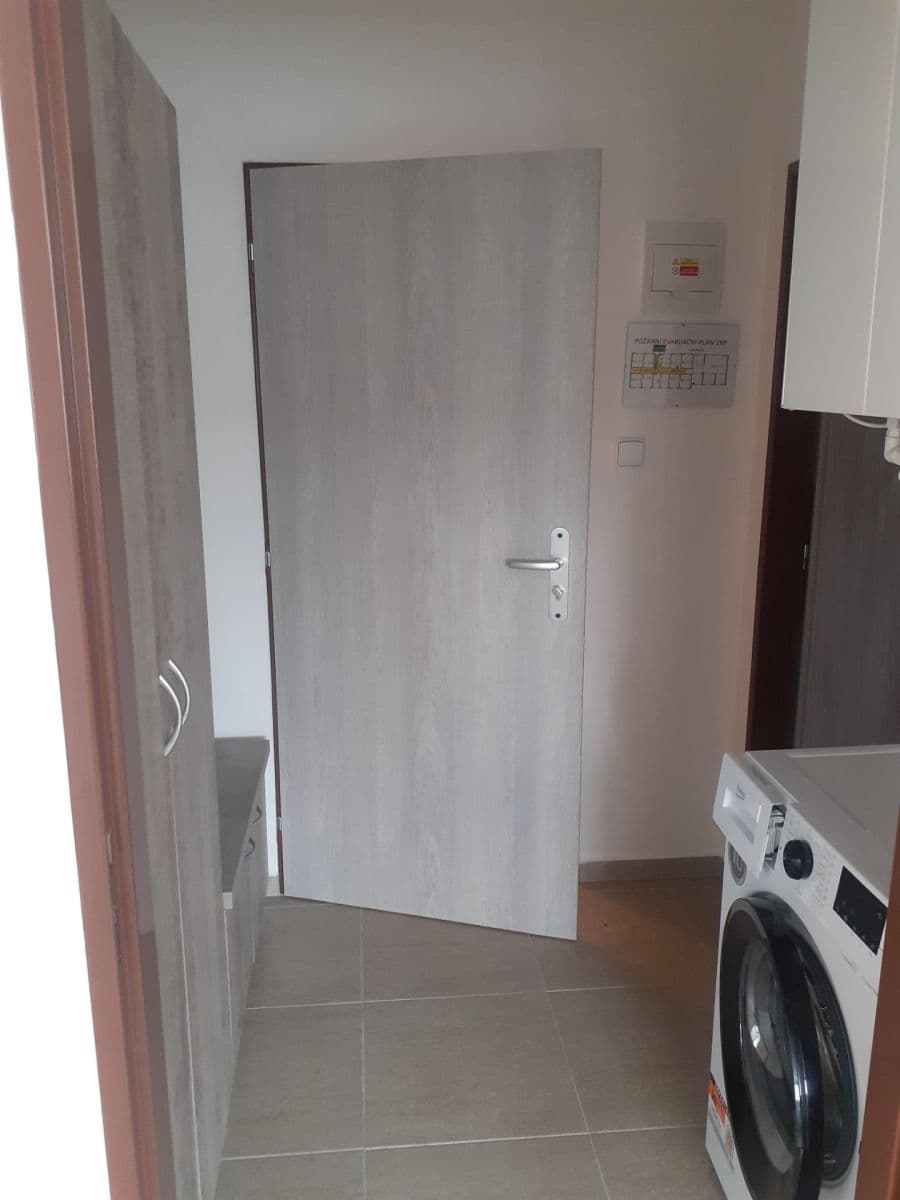 Pronájem bytu 1+1 43 m², Jedlová, Pardubický kraj Pronájem bytu 1+1 43 m², Jedlová, Pardubický kraj