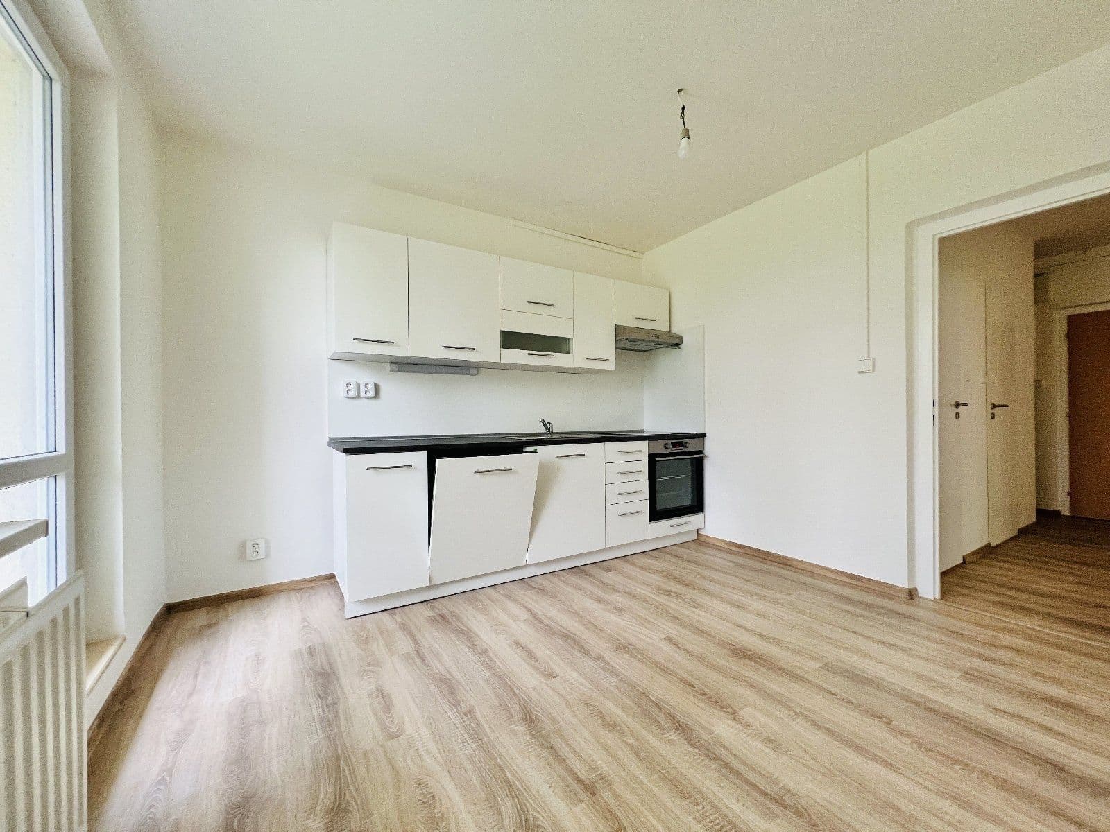 Pronájem bytu 3+1 67 m², Československé armády, Frýdek-Místek, Moravskoslezský kraj Pronájem bytu 3+1 67 m², Československé armády, Frýdek-Místek, Moravskoslezský kraj