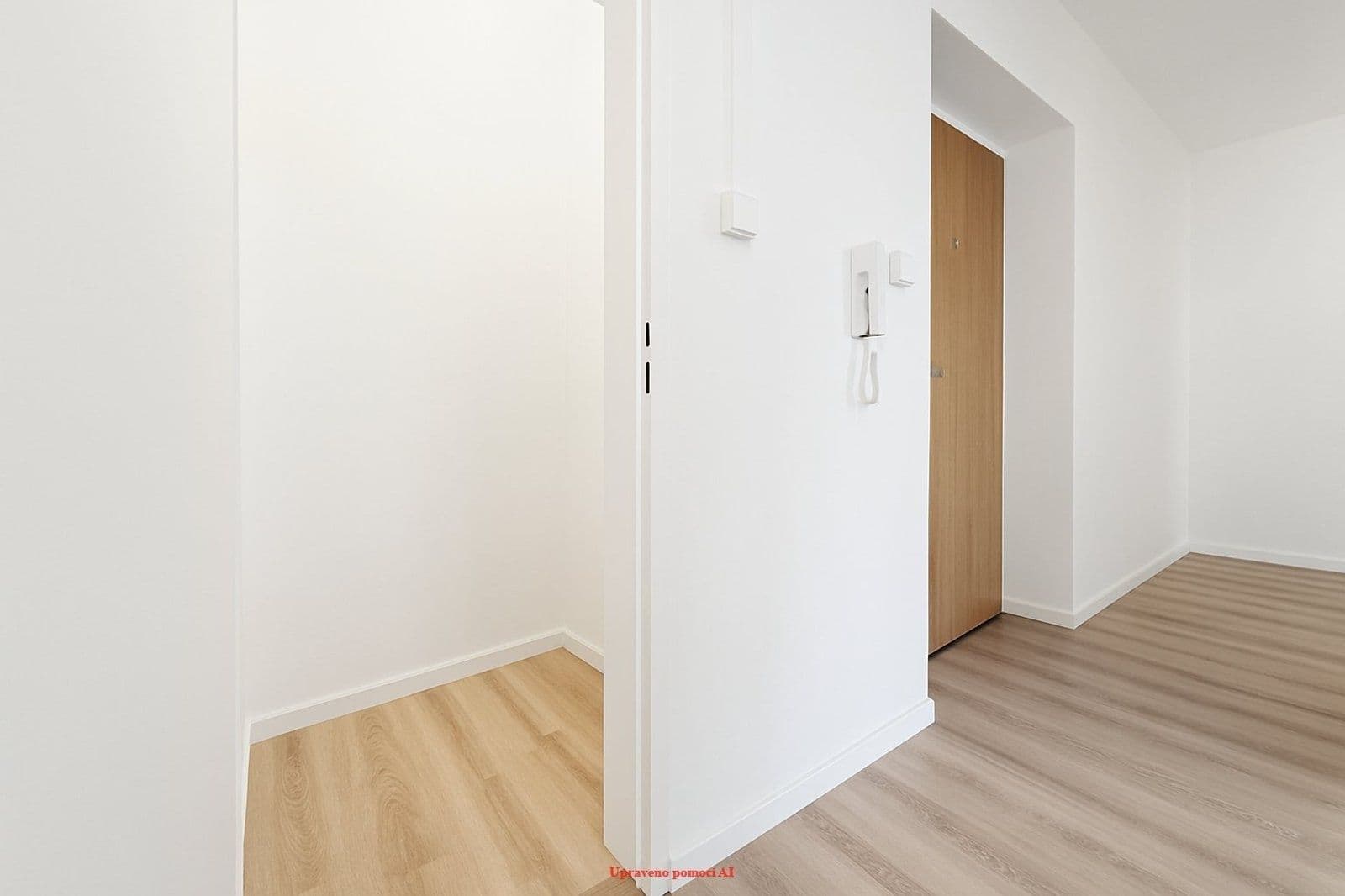 Pronájem bytu 3+1 63 m², Kosmonautů, Havířov, Moravskoslezský kraj Pronájem bytu 3+1 63 m², Kosmonautů, Havířov, Moravskoslezský kraj