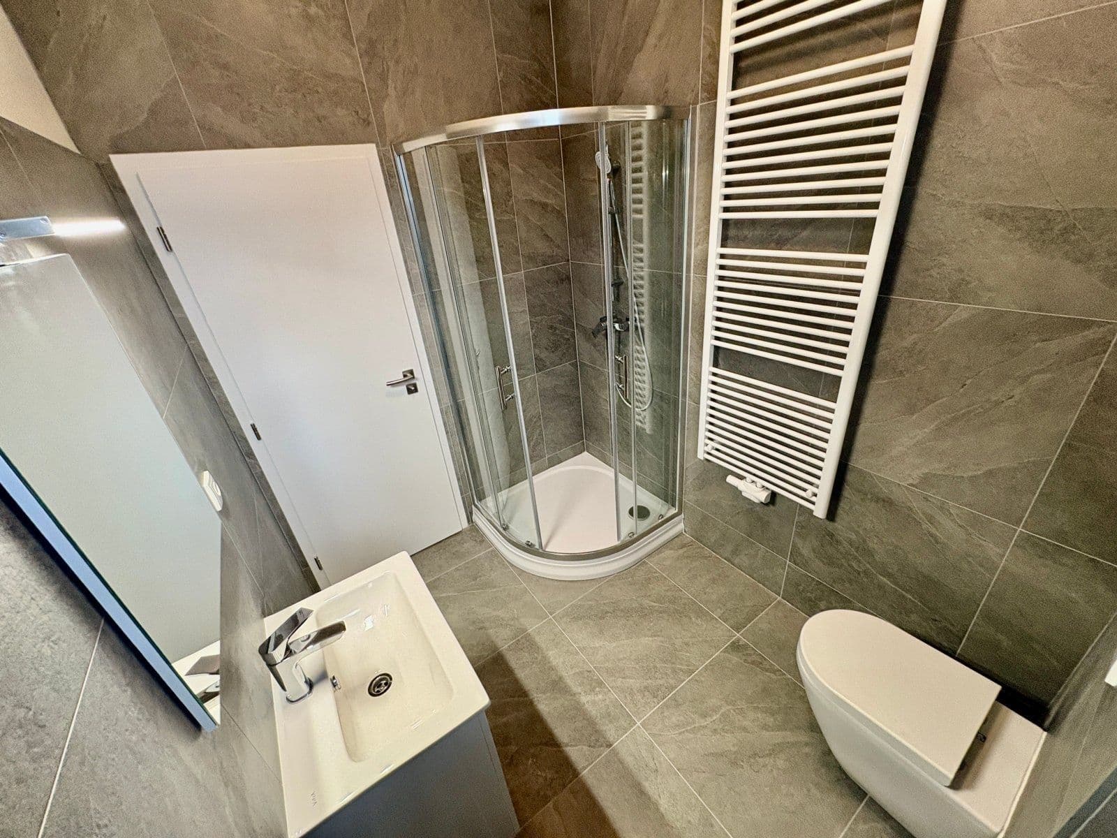 Pronájem bytu 1+kk 25 m², Kolmá, Havířov, Moravskoslezský kraj Pronájem bytu 1+kk 25 m², Kolmá, Havířov, Moravskoslezský kraj