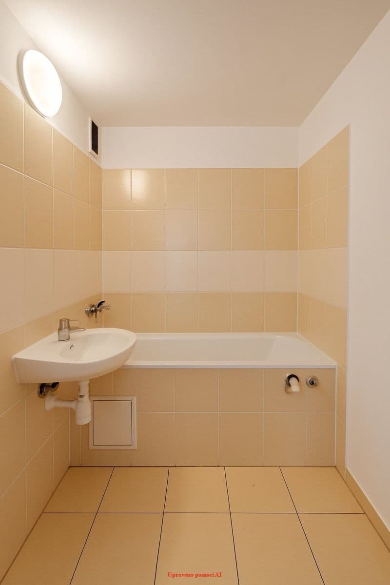 Pronájem bytu 2+1 57 m², Masarykova třída, Orlová, Moravskoslezský kraj Pronájem bytu 2+1 57 m², Masarykova třída, Orlová, Moravskoslezský kraj