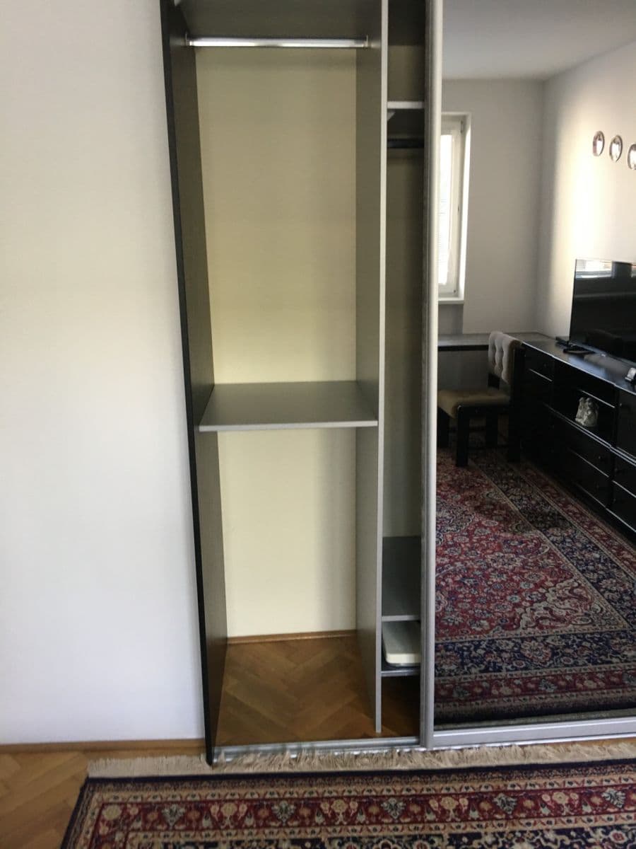 Pronájem bytu Garsoniéra 24 m², Nové Mesto, Bratislavský kraj Pronájem bytu Garsoniéra 24 m², Nové Mesto, Bratislavský kraj