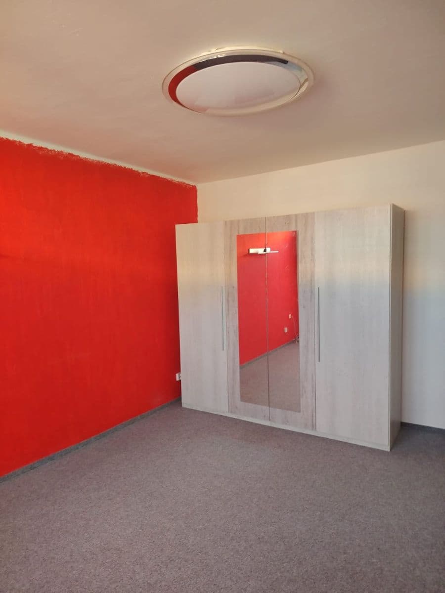 Pronájem bytu 1+1 38 m², SPC P, Krnov, Moravskoslezský kraj Pronájem bytu 1+1 38 m², SPC P, Krnov, Moravskoslezský kraj