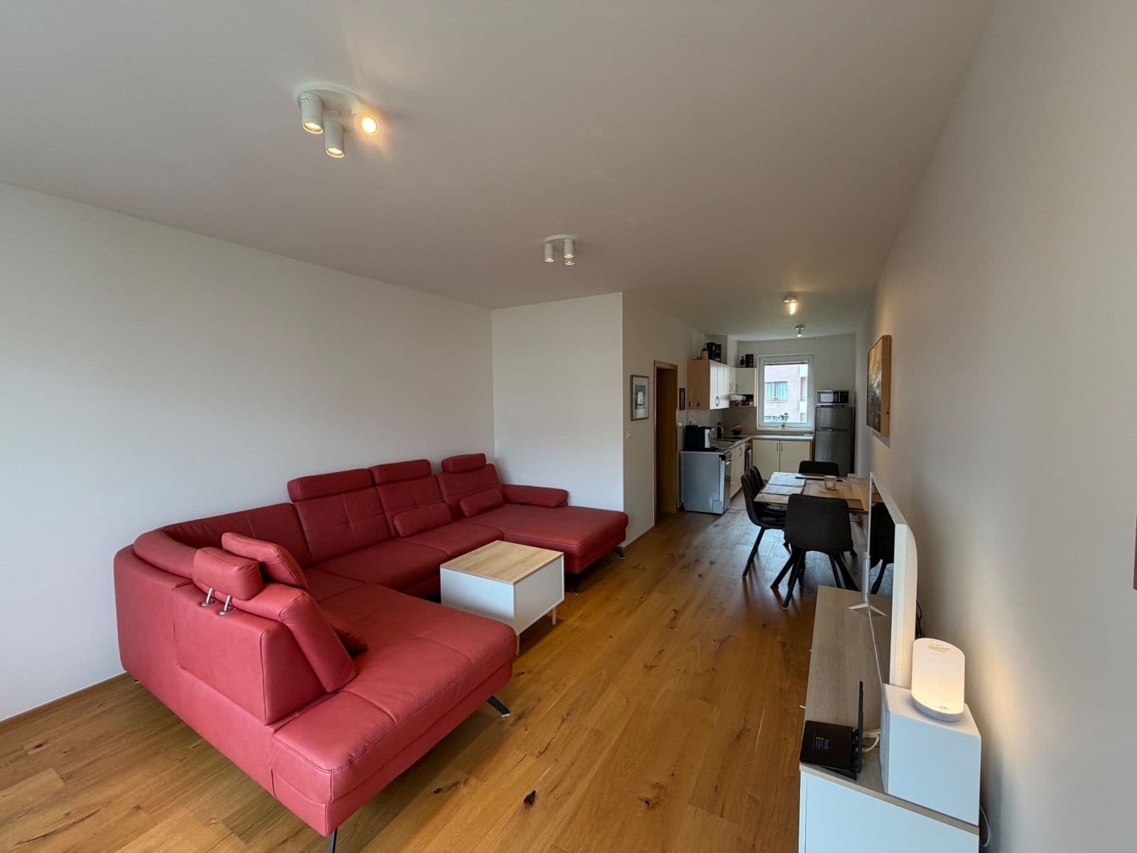 Prodej bytu 2+kk 58 m², Papírníkova, Praha, Praha Prodej bytu 2+kk 58 m², Papírníkova, Praha, Praha
