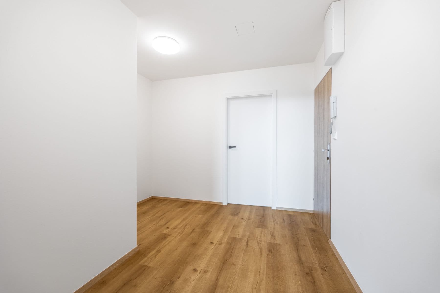 Prodej bytu 3+kk 76 m², Šluknovská, Praha, Praha Prodej bytu 3+kk 76 m², Šluknovská, Praha, Praha