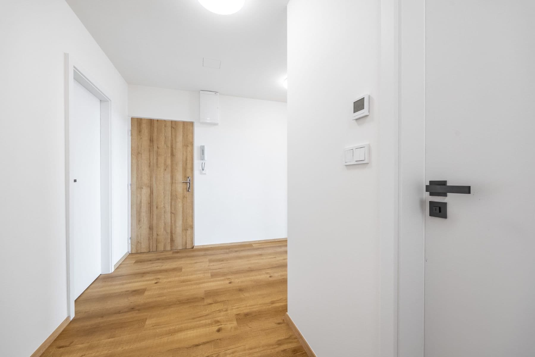 Prodej bytu 3+kk 76 m², Šluknovská, Praha, Praha Prodej bytu 3+kk 76 m², Šluknovská, Praha, Praha