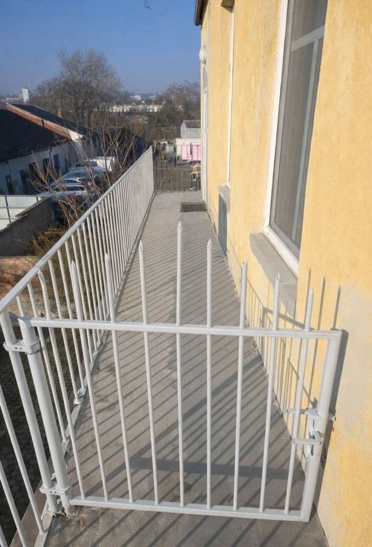 Pronájem bytu 1+kk 40 m², Plotní, Brno, Jihomoravský kraj Pronájem bytu 1+kk 40 m², Plotní, Brno, Jihomoravský kraj