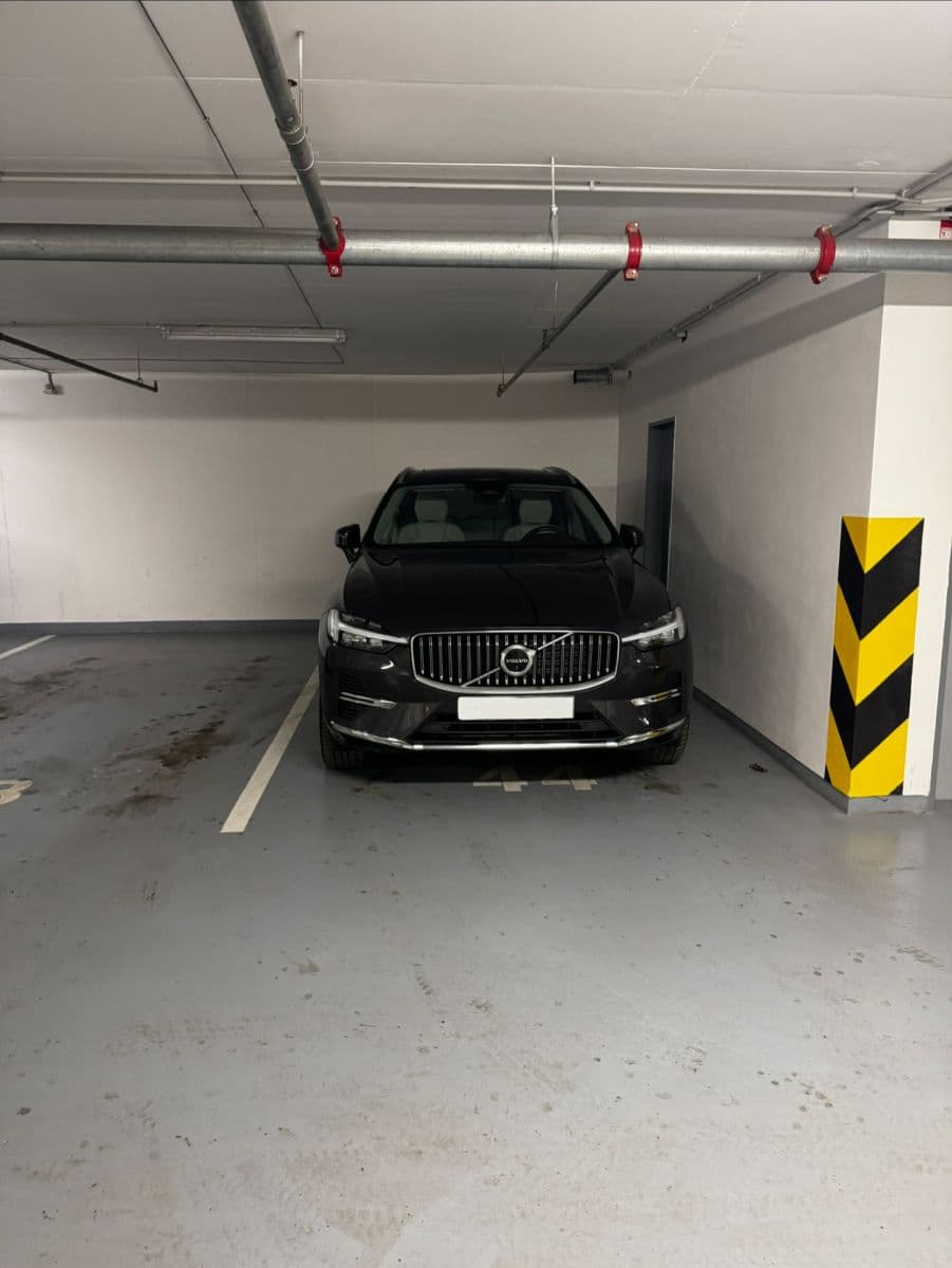 Pronájem garáže 16 m², Praha, Praha Pronájem garáže 16 m², Praha, Praha