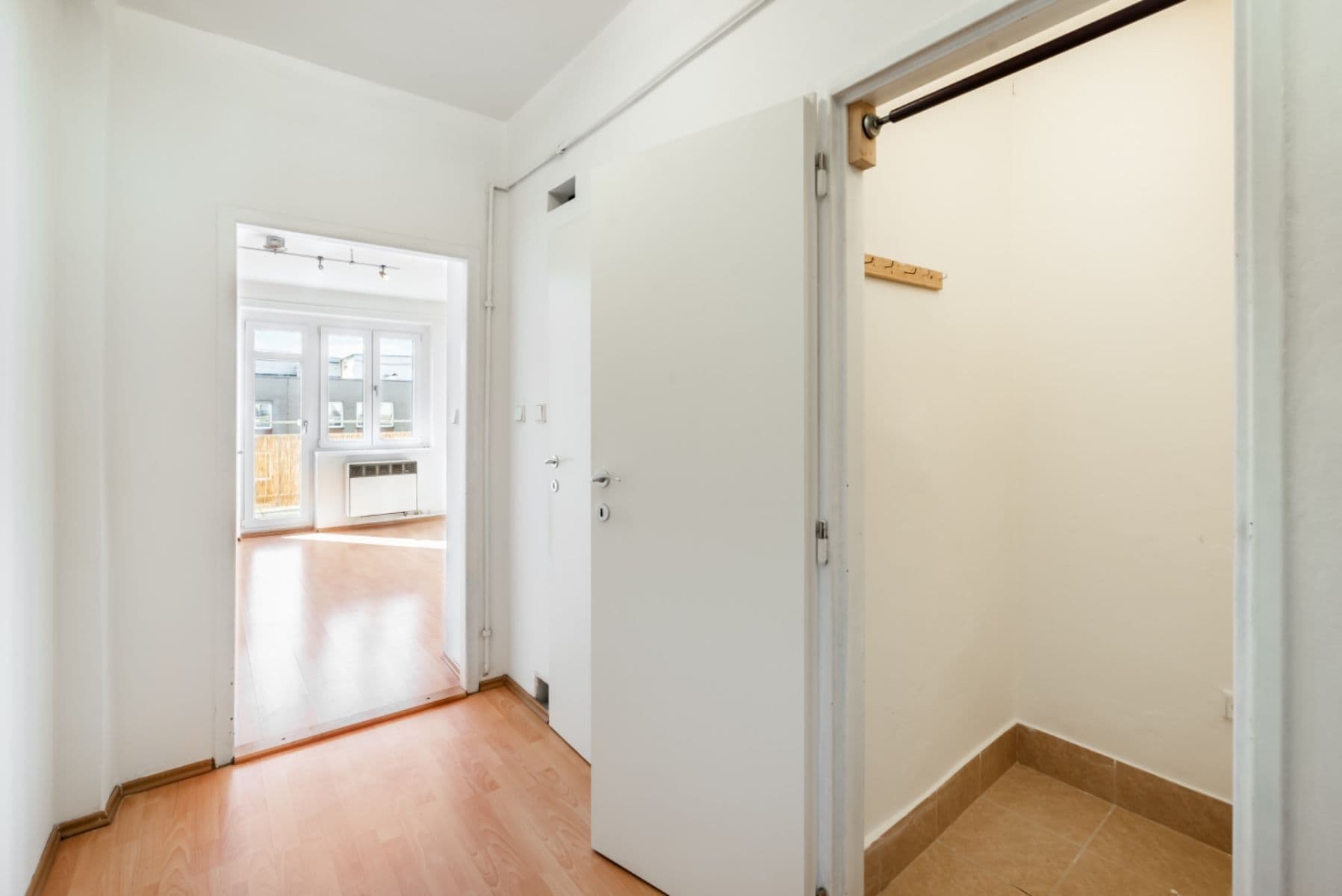 Prodej bytu 2+kk 47 m², Kloboučnická, Praha, Praha Prodej bytu 2+kk 47 m², Kloboučnická, Praha, Praha