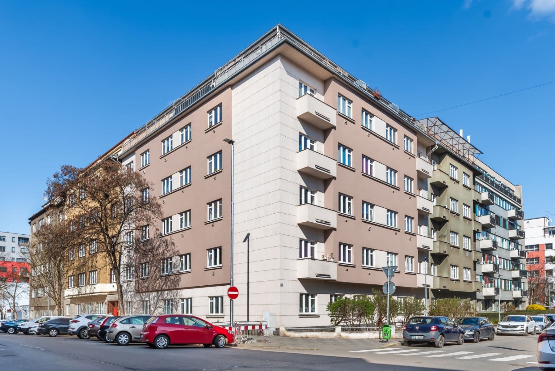 Prodej bytu 2+kk 47 m², Kloboučnická, Praha, Praha Prodej bytu 2+kk 47 m², Kloboučnická, Praha, Praha