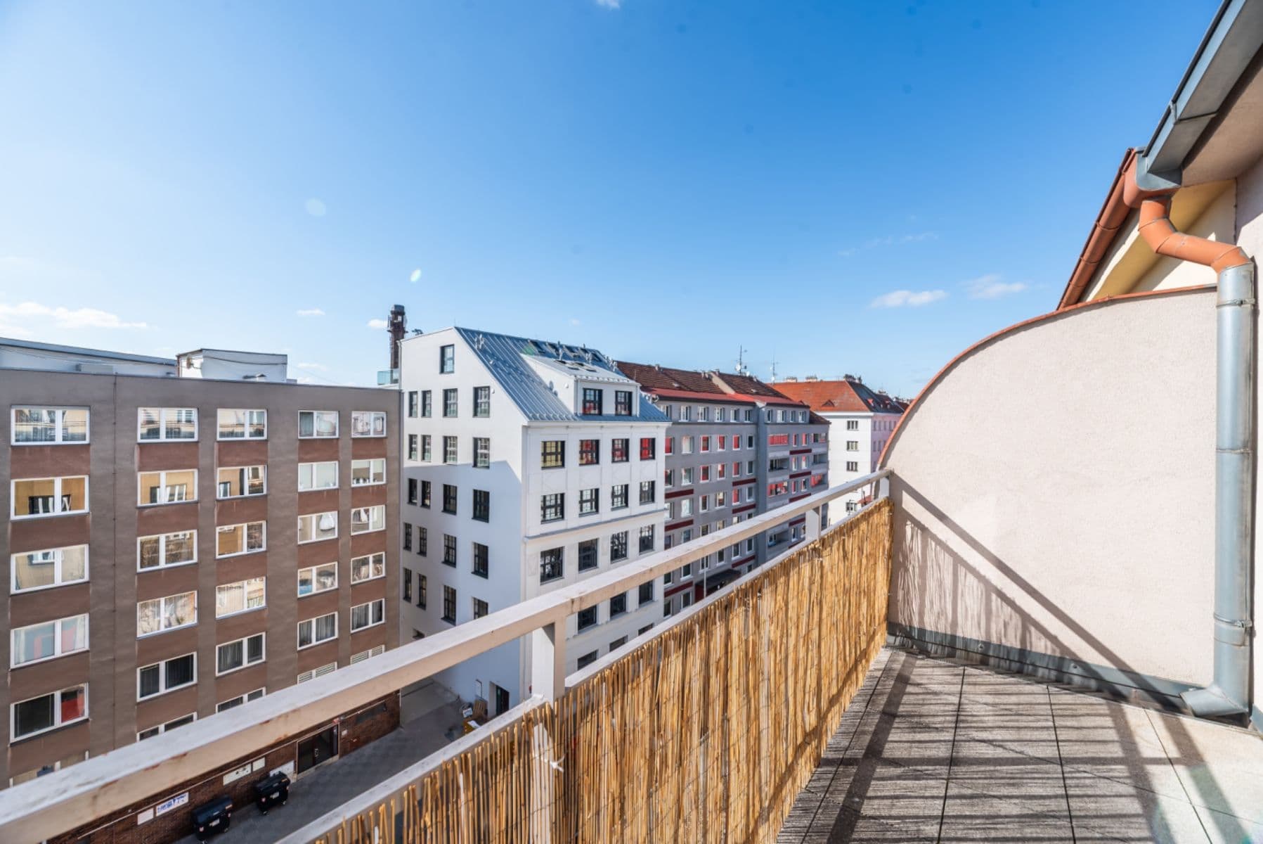 Prodej bytu 2+kk 47 m², Kloboučnická, Praha, Praha Prodej bytu 2+kk 47 m², Kloboučnická, Praha, Praha