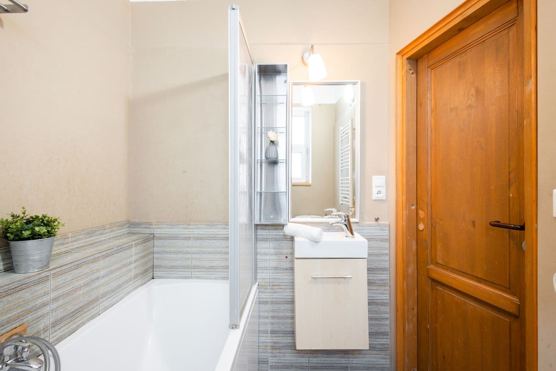 Prodej bytu 2+kk 45 m², Jeseniova, Praha, Praha Prodej bytu 2+kk 45 m², Jeseniova, Praha, Praha