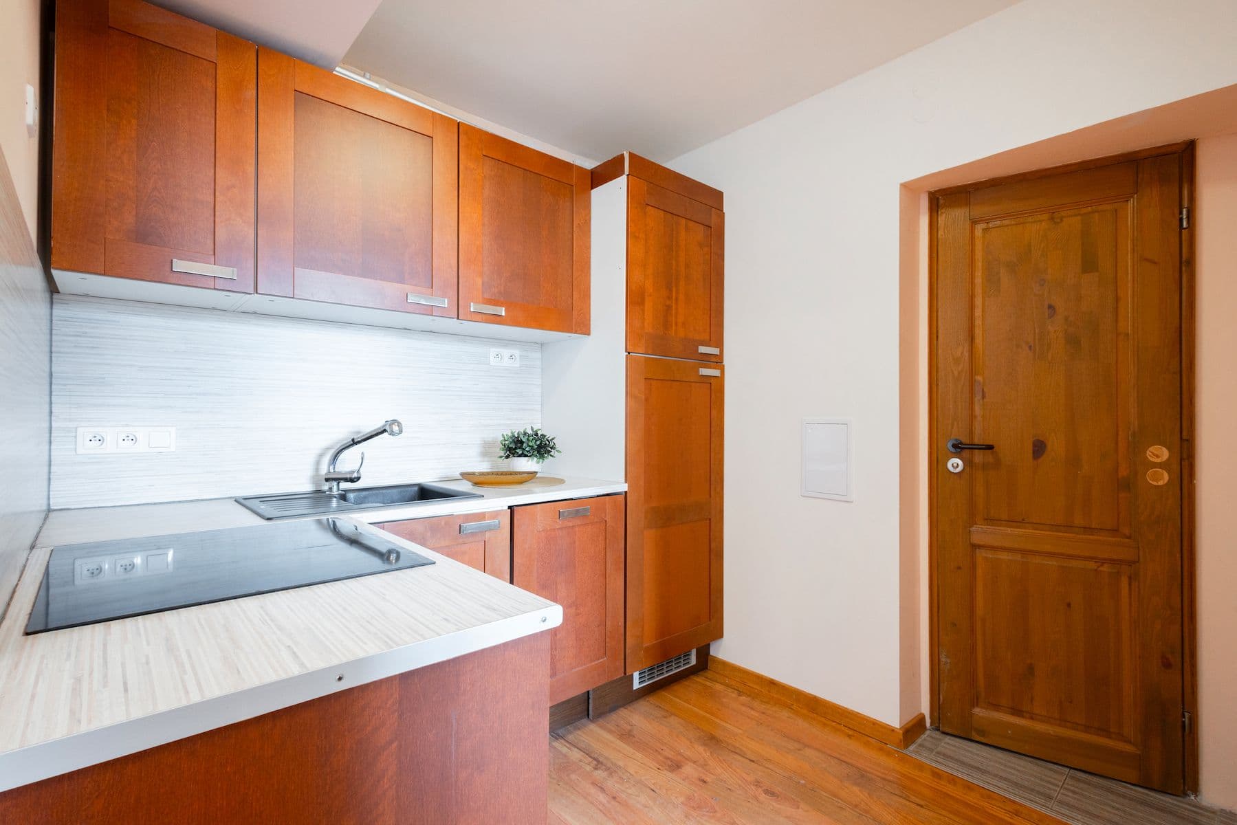 Prodej bytu 2+kk 45 m², Jeseniova, Praha, Praha Prodej bytu 2+kk 45 m², Jeseniova, Praha, Praha