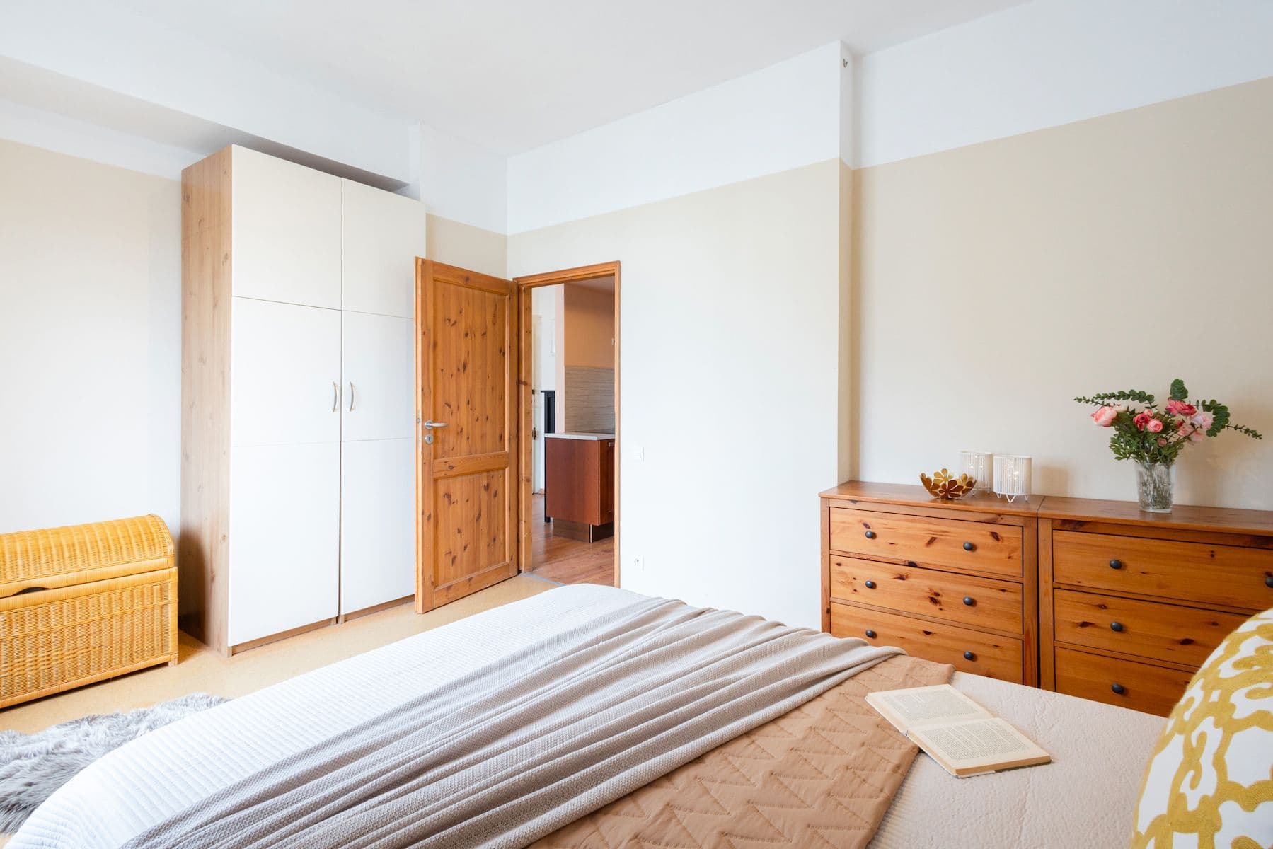 Prodej bytu 2+kk 45 m², Jeseniova, Praha, Praha Prodej bytu 2+kk 45 m², Jeseniova, Praha, Praha