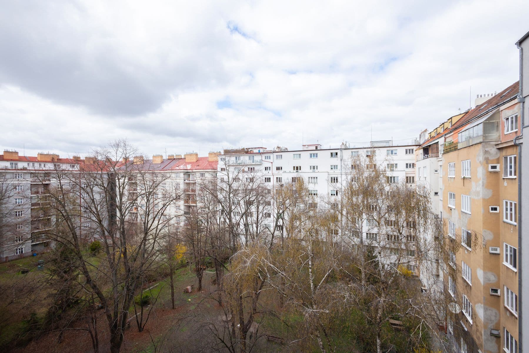 Prodej bytu 2+kk 45 m², Jeseniova, Praha, Praha Prodej bytu 2+kk 45 m², Jeseniova, Praha, Praha