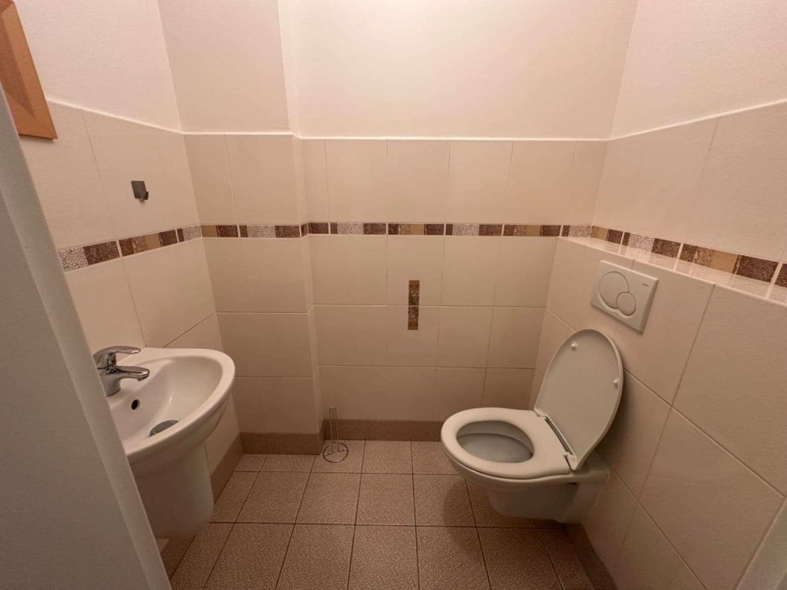 Pronájem bytu 4+kk 123 m², V Háji, Praha, Praha Pronájem bytu 4+kk 123 m², V Háji, Praha, Praha