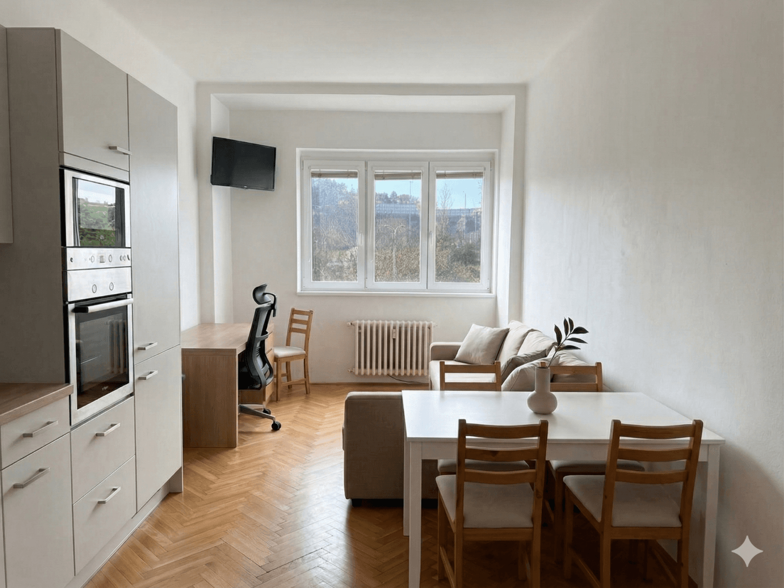 Pronájem bytu 2+kk 51 m², Na Mlejnku, Praha, Praha Pronájem bytu 2+kk 51 m², Na Mlejnku, Praha, Praha