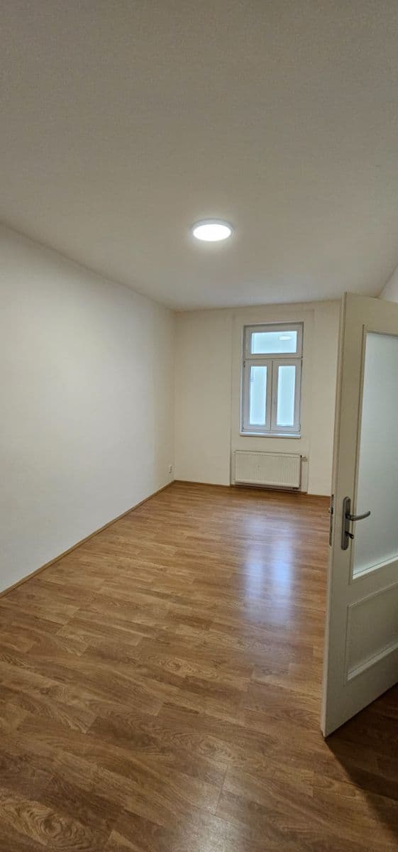 Pronájem bytu 2+1 50 m², Primátorská, Praha, Praha Pronájem bytu 2+1 50 m², Primátorská, Praha, Praha