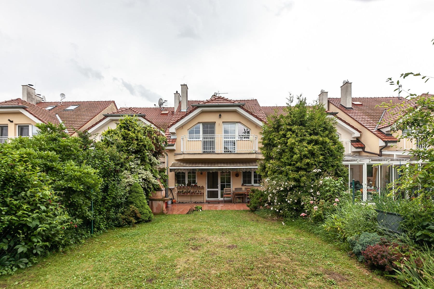 Prodej domu 220 m², pozemek 253 m², Okrová, Praha, Praha Prodej domu 220 m², pozemek 253 m², Okrová, Praha, Praha