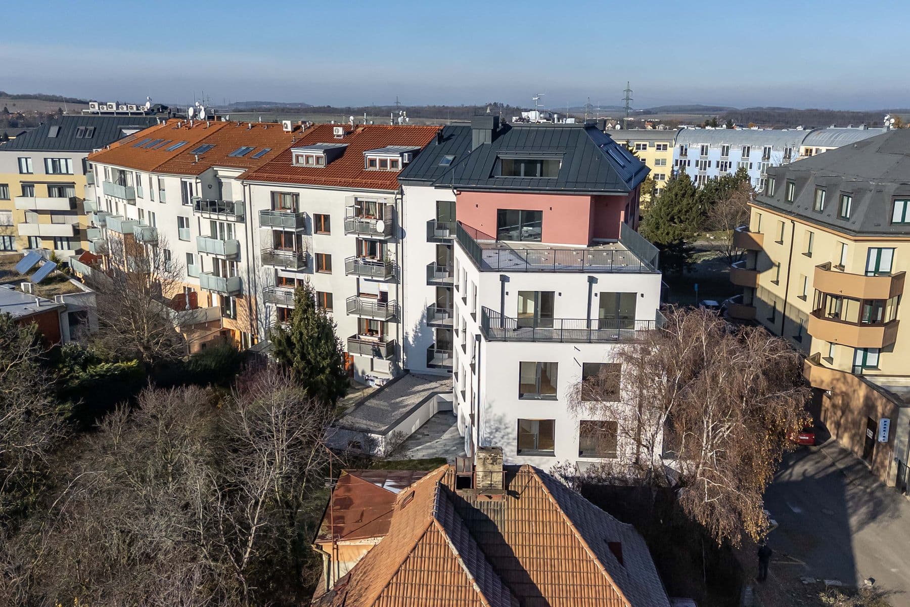 Prodej nebytového prostoru 41 m², U Hotelu, Praha, Praha Prodej nebytového prostoru 41 m², U Hotelu, Praha, Praha