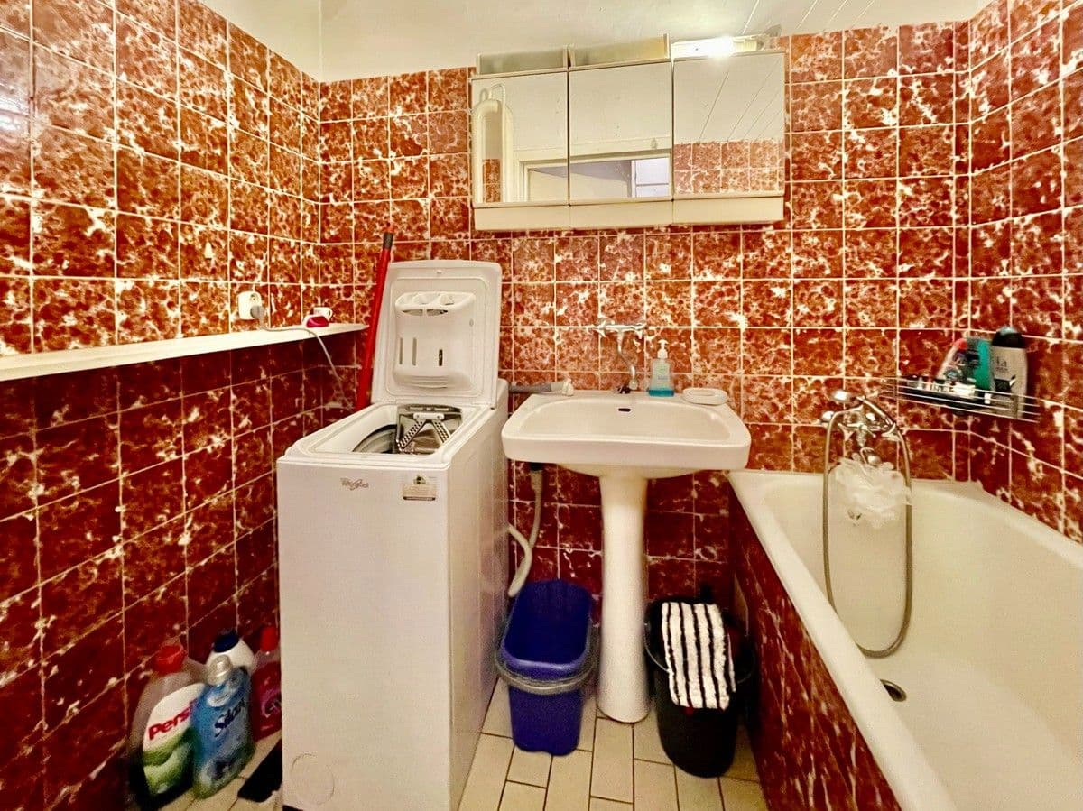 Pronájem bytu 3+1 74 m², Svojetická, Praha, Praha Pronájem bytu 3+1 74 m², Svojetická, Praha, Praha