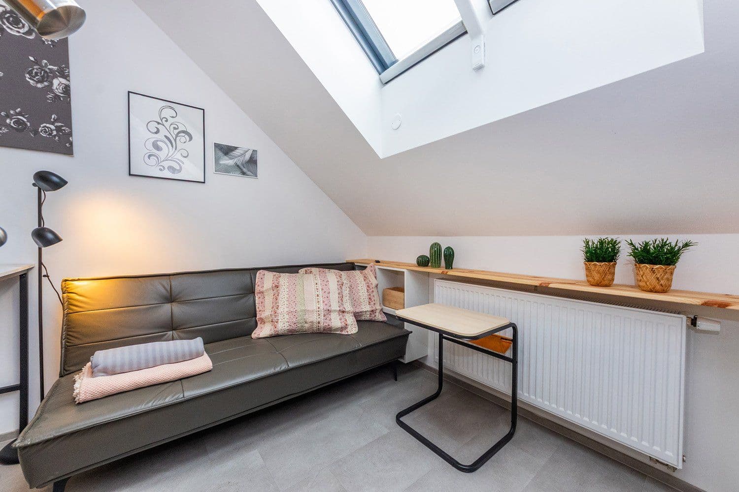 Pronájem bytu 30 m², Na Zámecké, Praha, Praha Pronájem bytu 30 m², Na Zámecké, Praha, Praha