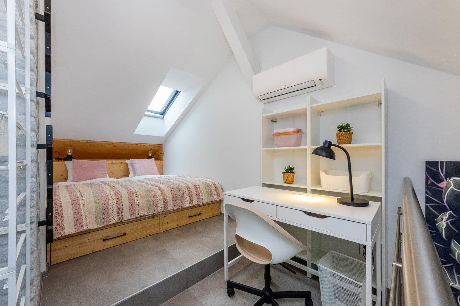 Pronájem bytu 30 m², Na Zámecké, Praha, Praha Pronájem bytu 30 m², Na Zámecké, Praha, Praha