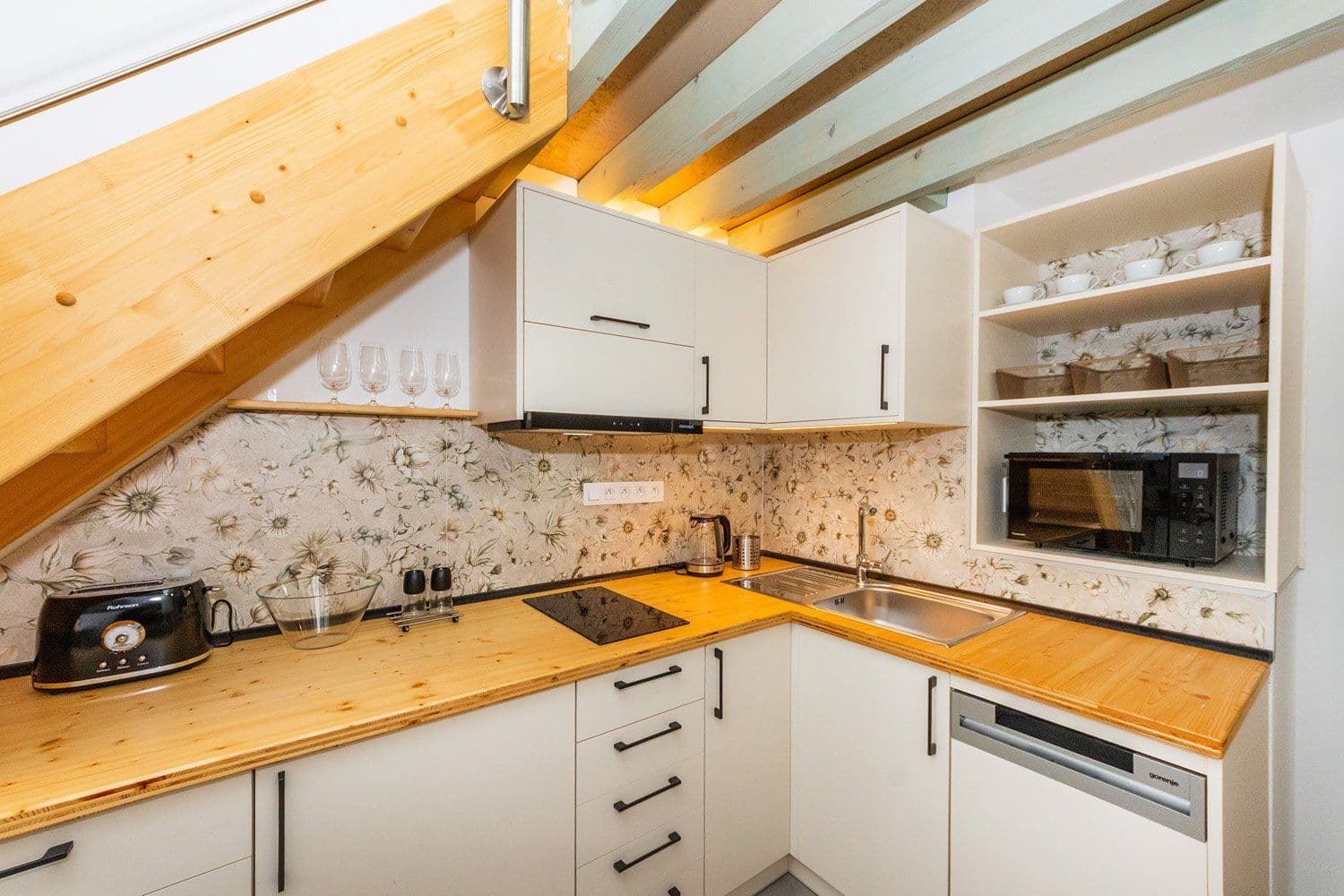 Pronájem bytu 30 m², Na Zámecké, Praha, Praha Pronájem bytu 30 m², Na Zámecké, Praha, Praha