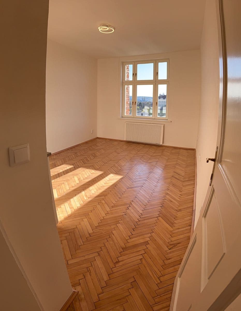 Pronájem bytu 2+kk 45 m², U Zvonařky, Praha, Praha Pronájem bytu 2+kk 45 m², U Zvonařky, Praha, Praha