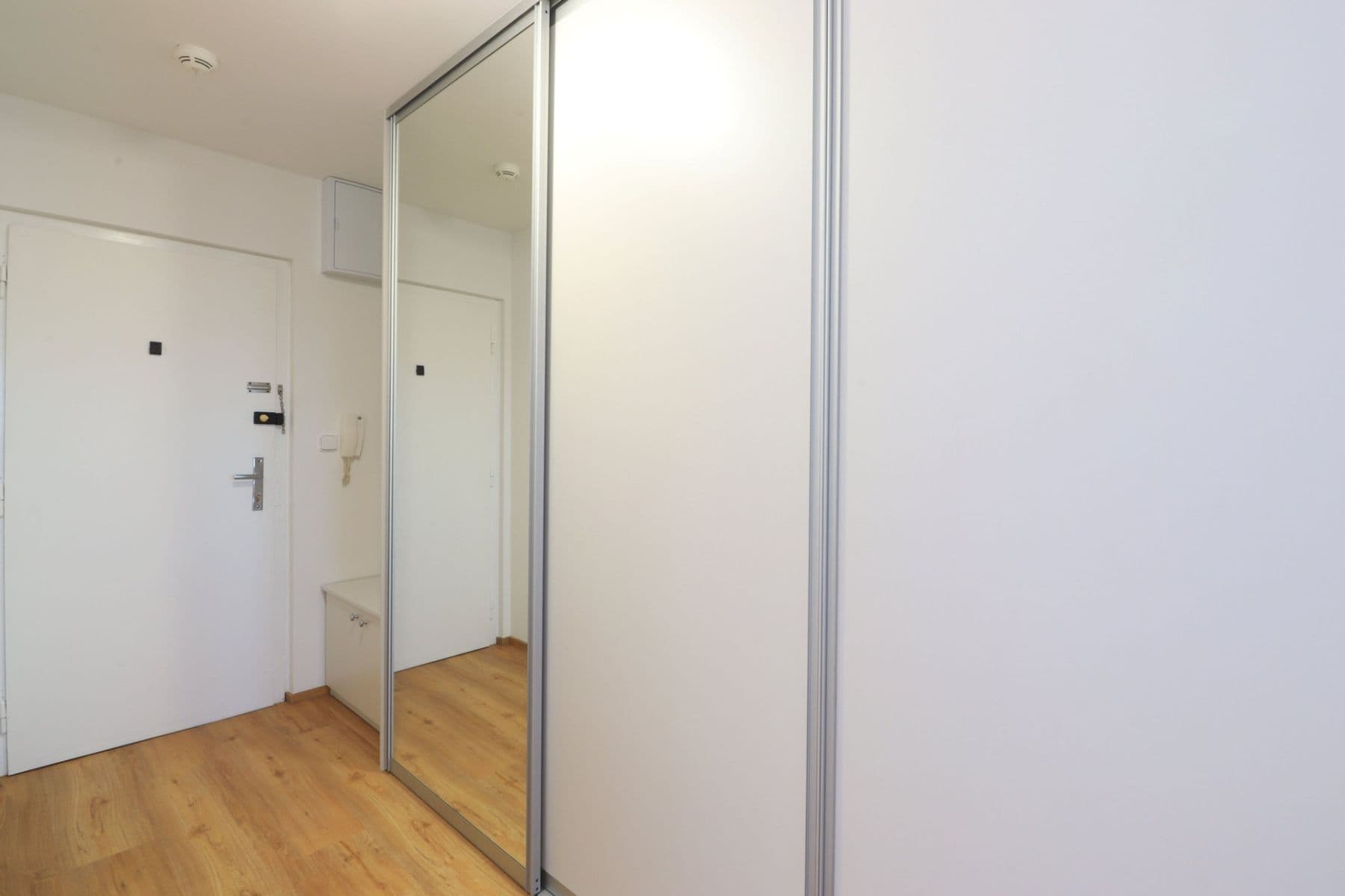 Pronájem bytu 2+kk 42 m², Anny Drabíkové, Praha, Praha Pronájem bytu 2+kk 42 m², Anny Drabíkové, Praha, Praha