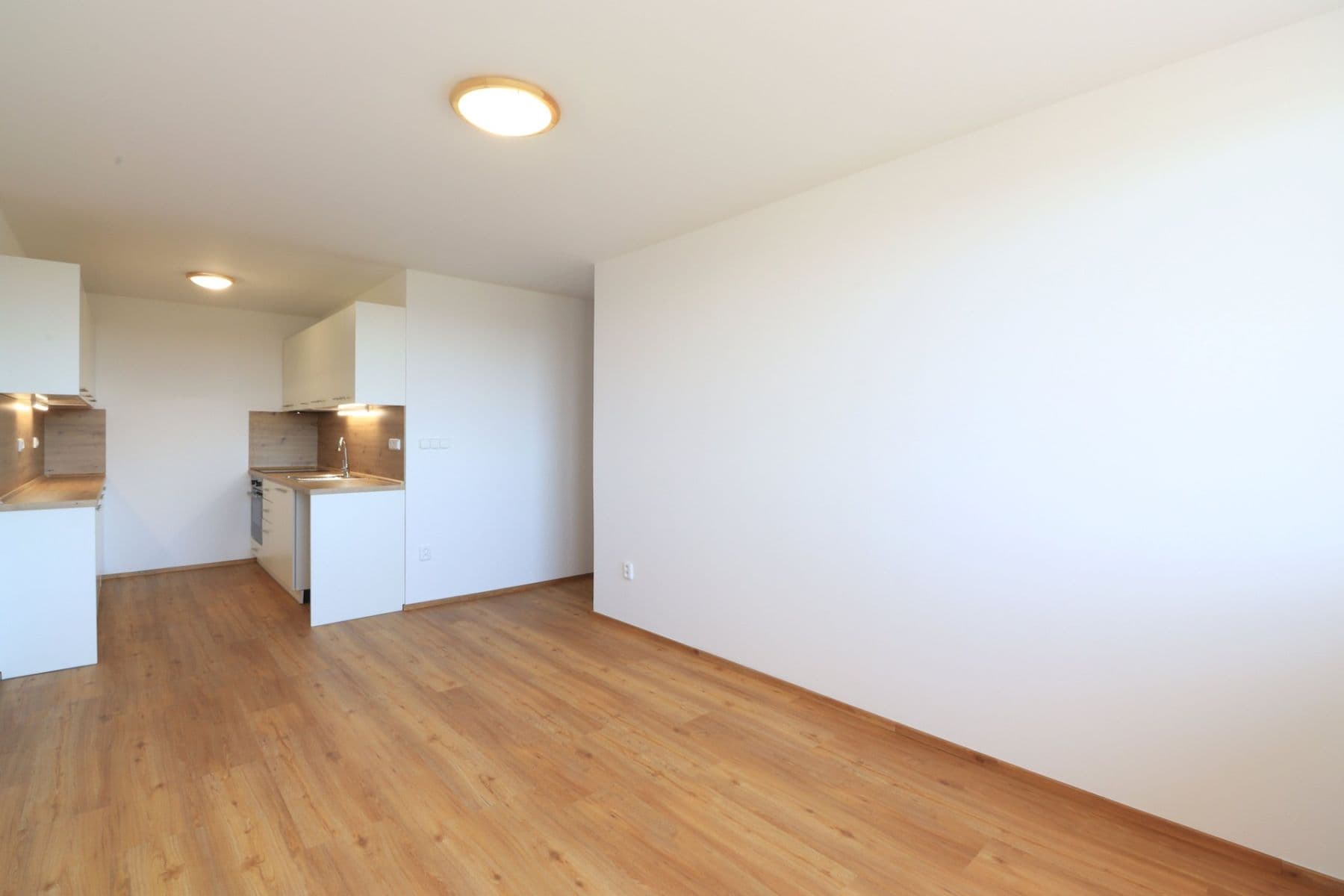 Pronájem bytu 2+kk 42 m², Anny Drabíkové, Praha, Praha Pronájem bytu 2+kk 42 m², Anny Drabíkové, Praha, Praha