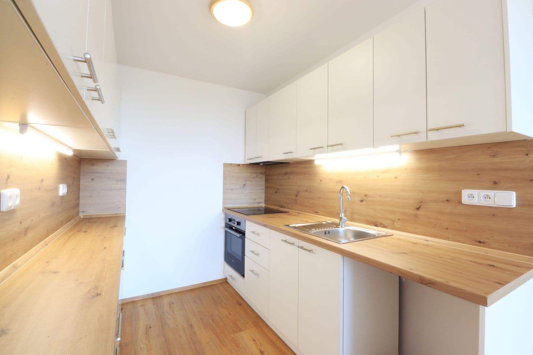 Pronájem bytu 2+kk 42 m², Anny Drabíkové, Praha, Praha Pronájem bytu 2+kk 42 m², Anny Drabíkové, Praha, Praha
