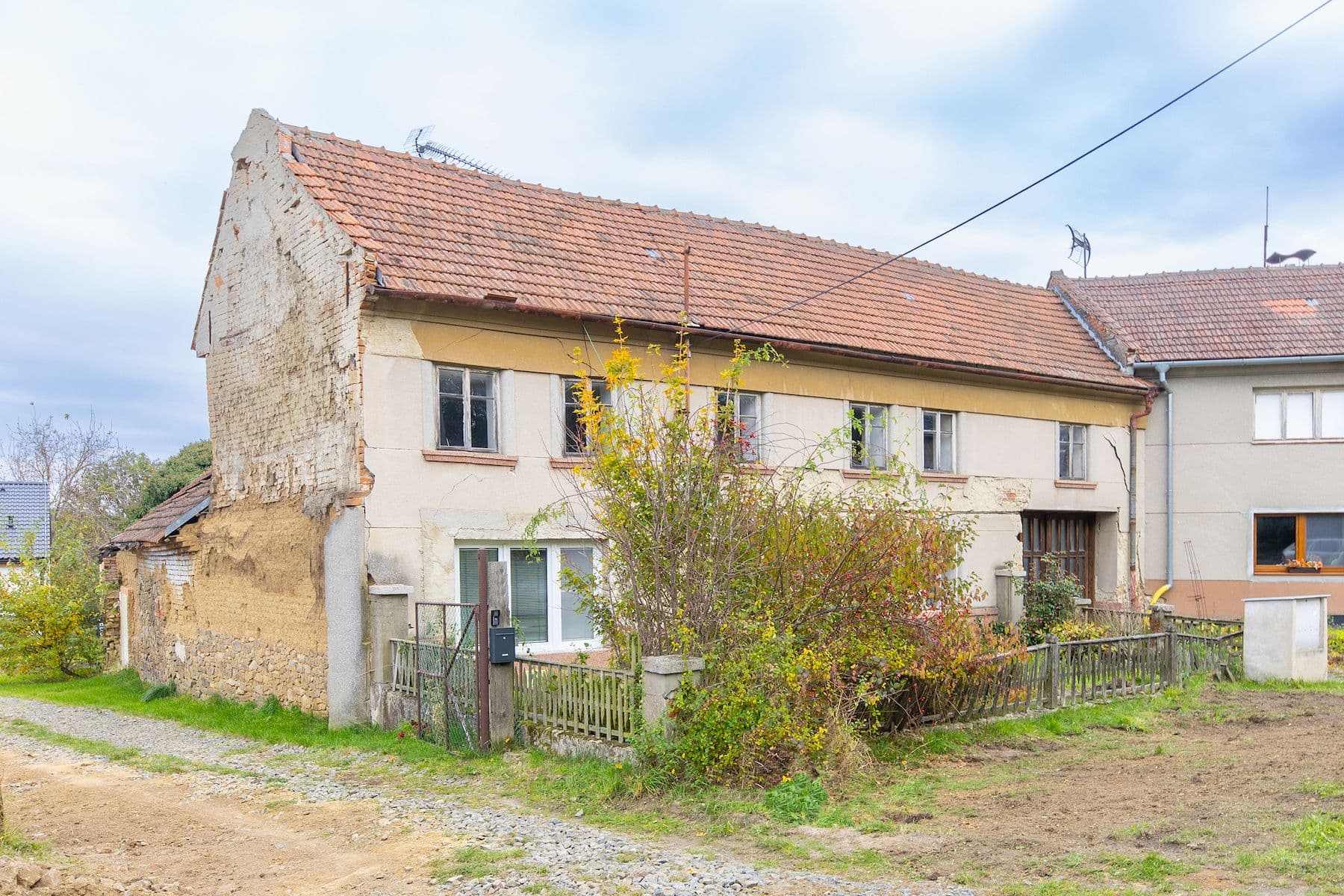 Prodej domu 100 m², pozemek 4.135 m², Prostějovičky, Olomoucký kraj Prodej domu 100 m², pozemek 4.135 m², Prostějovičky, Olomoucký kraj