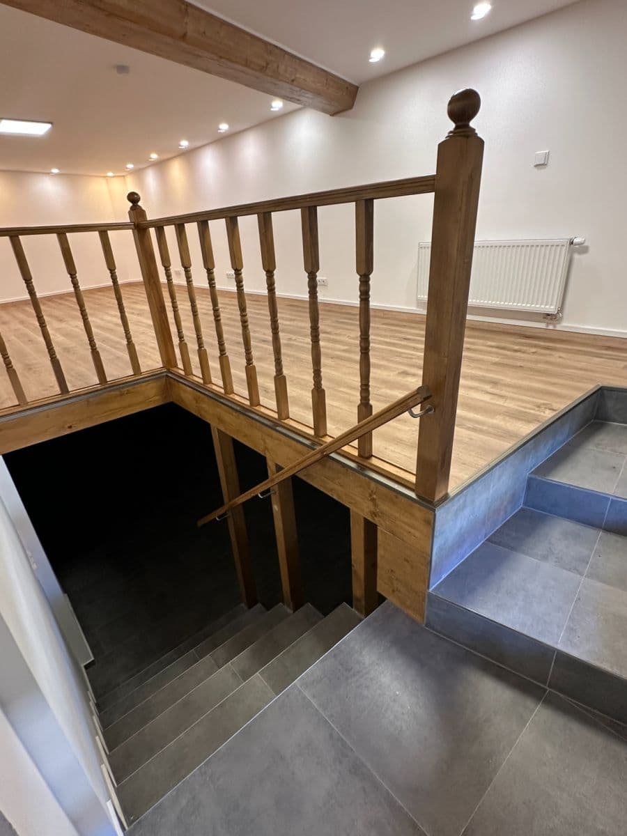 Pronájem kanceláře 80 m², Kovářova, Praha, Praha Pronájem kanceláře 80 m², Kovářova, Praha, Praha